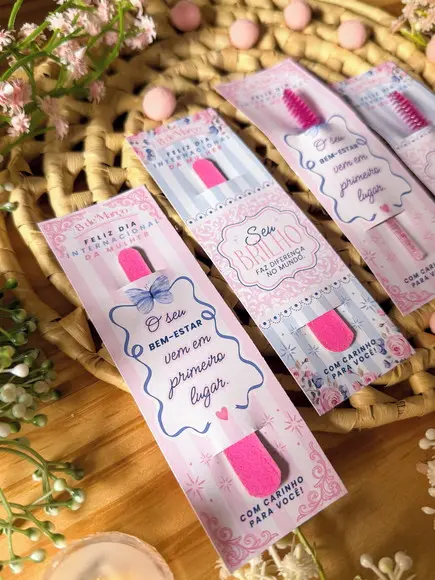 Card com Mini Lixa ou Escovinha- Dia da Mulher