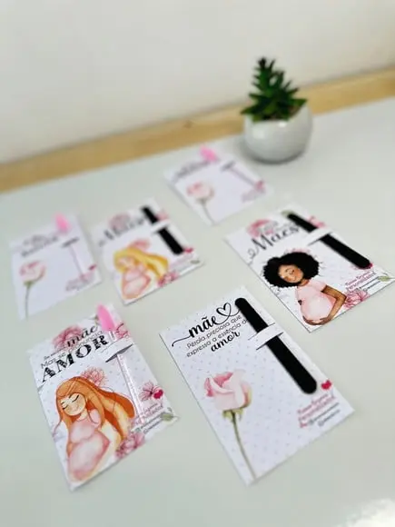 Card com Mini Lixa ou Escovinha- Dia das Mães