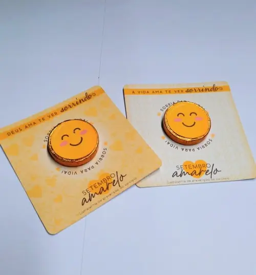Card com Moedinha de Chocolate ao Leite- -leia a Descrição!