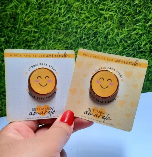 Card com Moedinha de Chocolate ao Leite- -leia a Descrição!
