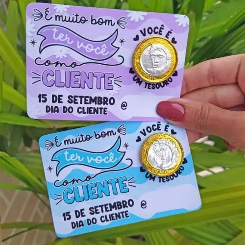 Card com Moedinha de Chocolate ao Leite- Dia do Cliente