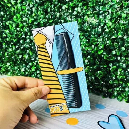 Card com Pente de Bolso- Dia dos Pais