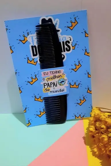 Card com Pente de Bolso- Dia dos Pais