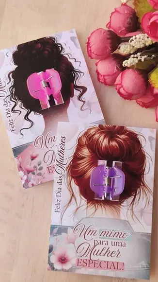 Card com Piranha de Cabelo- Dia da Mulher