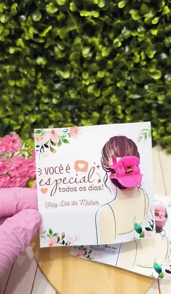 Card com Prendedor de Cabelo- Dia da Mulher