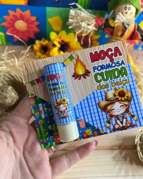 Card com Protetor Labial (manteiga de Cacau)- Festa Junina
