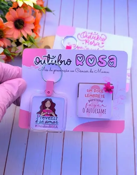 Card com Tablete Cacau Show 5g e Chaveiro- Outubro Rosa