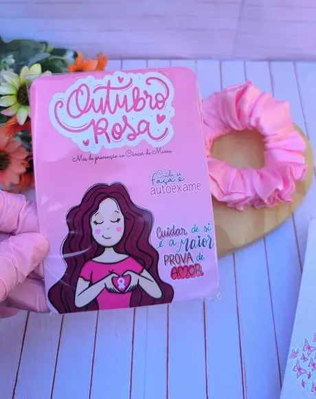 Card com Xuxinha Scrunch- Outubro Rosa