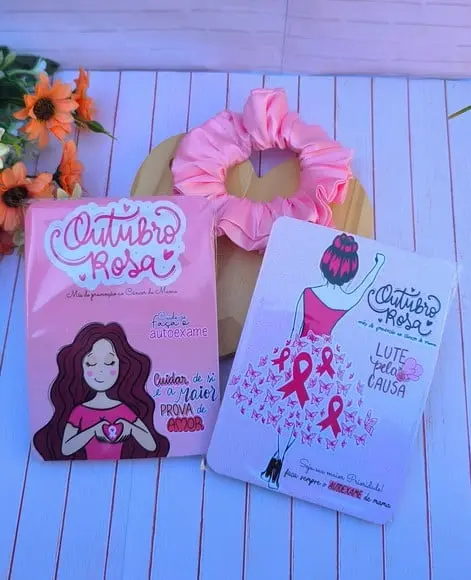 Card com Xuxinha Scrunch- Outubro Rosa