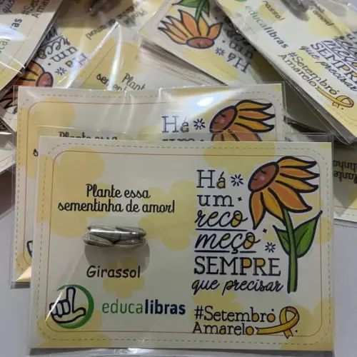 Card e Cápsula com Semente de Girassol- Setembro Amarelo
