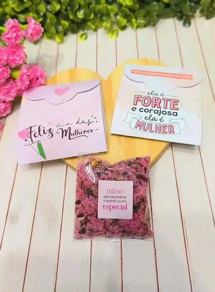 Card Envelope com Escalda Pés- Dia da Mulher