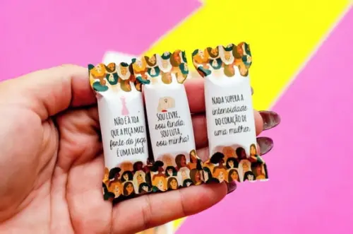 Cartão com 2 Balinhas- Dia da Mulher