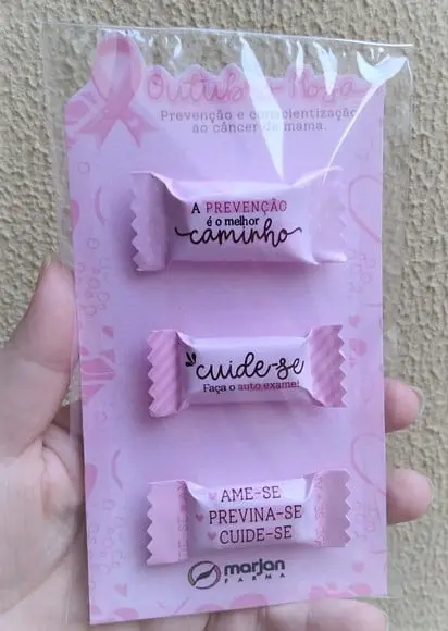 Cartão com 3 Balinhas- Outubro Rosa