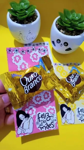 Cartão com Bombom- Dia das Mães