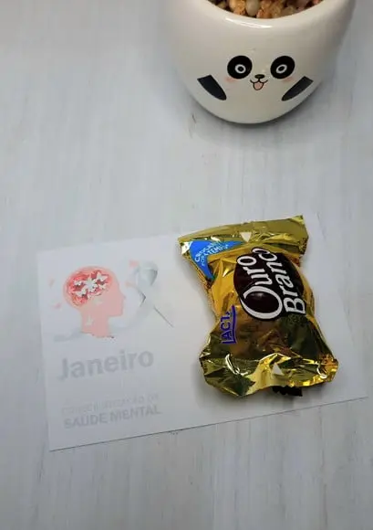 Cartão com Bombom- Saúde Mental