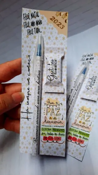 Cartão com Caneta e Balinha Ano Novo