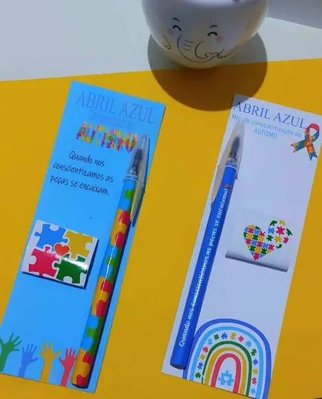 Cartão com Caneta e Chocolatinho Cacau Show 5g- Abril Azul