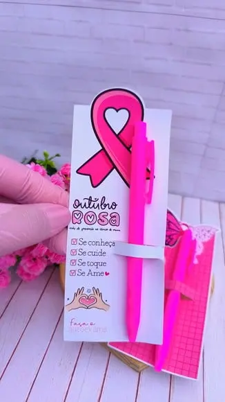 Cartão com Caneta- Outubro Rosa