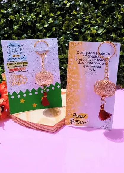 Cartão com Chaveiro Bolinha - Natal