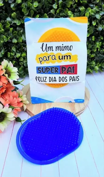 Cartão com Escovinha de Bolso- Dia dos Pais