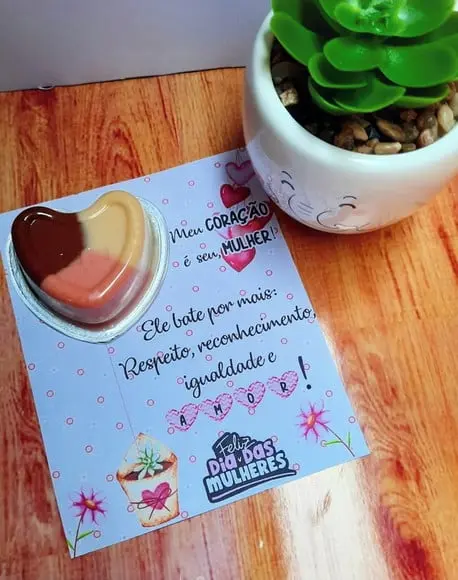 Cartão com docinho- DIA DA MULHER