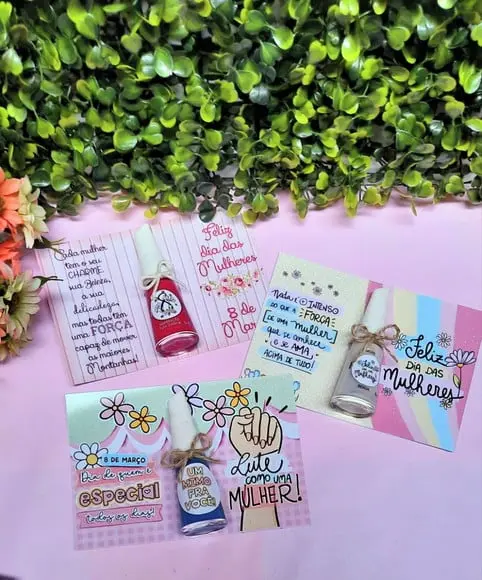 Cartão com Esmalte- Dia da Mulher