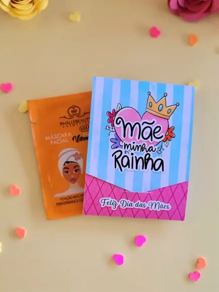 Cartão com Máscara Facial- Dia das Mães