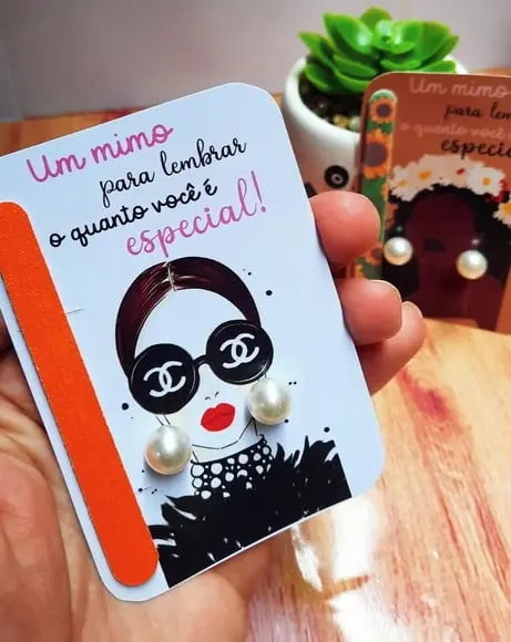 Cartão com Mini Lixa e Brinco