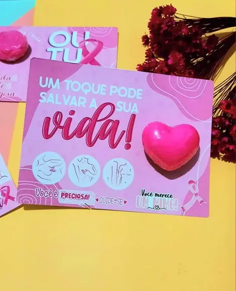 Cartão com Mini Sabonete- Outubro Rosa
