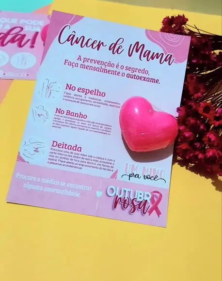 Cartão com Mini Sabonete- Outubro Rosa
