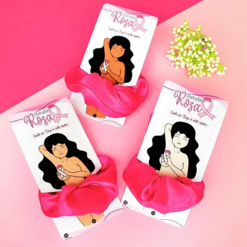 Cartão com Xuxinha Scrunchie- Outubro Rosa