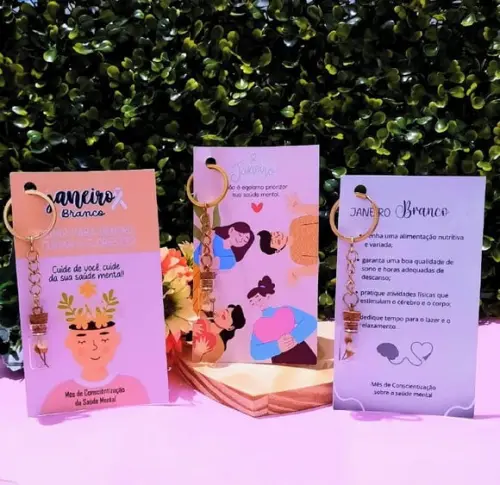 Cartão+chaveirinho com Florzinha Sempre Viva- Janeiro Branco