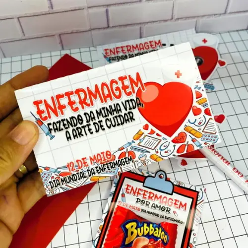 Caxinha com 2 Chocolates Baton- Enfermagem