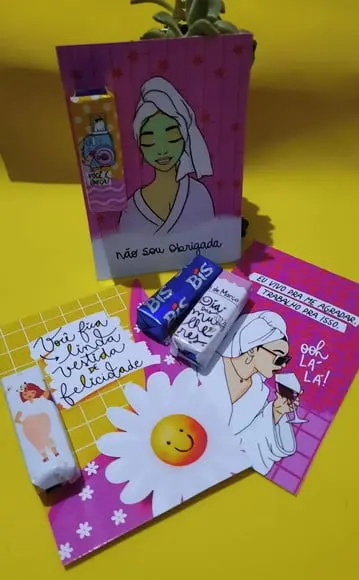 Dia da Mulher- Cartão com chocolate Bis
