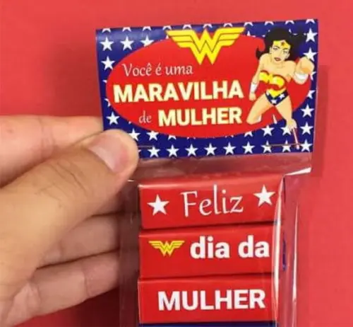 Dia da Mulher- Lapela com 3 Unidades de Bis