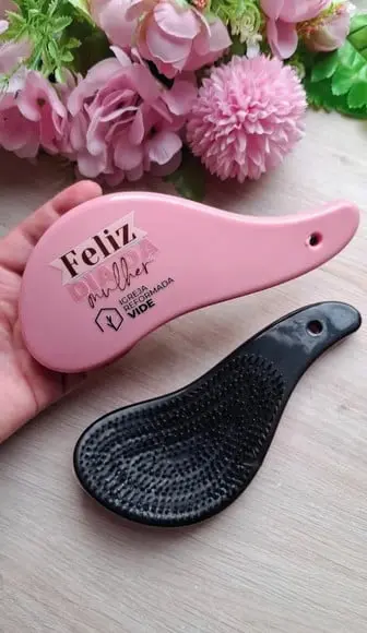 Escova de Cabelo- Dia da Mulher