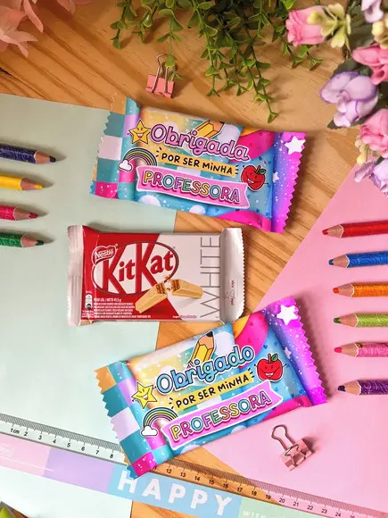 Kitkat- Volta as Aulas