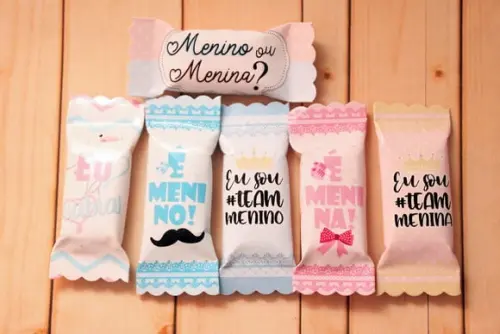 Lapela com 4 BALINHAS- Chá Revelação