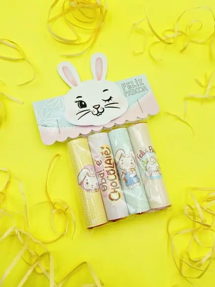 Lapela com 4 Chocolates Baton- Páscoa