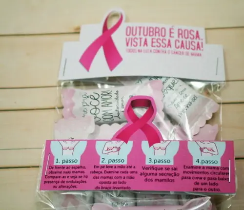 Lapela com 6 Balinhas- Outubro Rosa