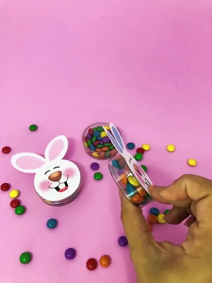 Latinha com Coloreti- Páscoa