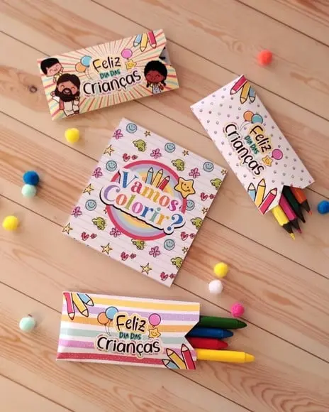 Livrinho Com Mini Lápis De Colorir- Dia Das Crianças