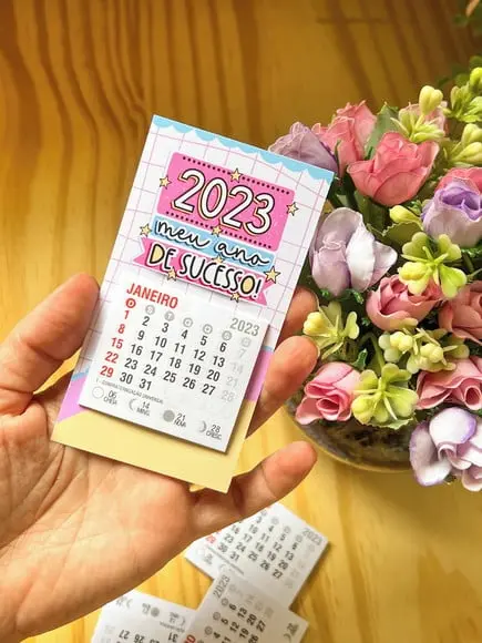 Mini Calendário 2024 com Imã
