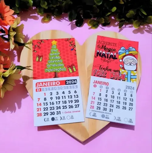 Mini Calendário com Imã- 2024