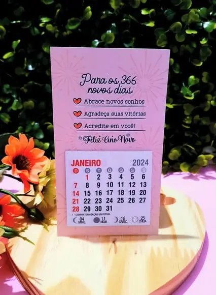 Mini Calendário com Imã- 2024