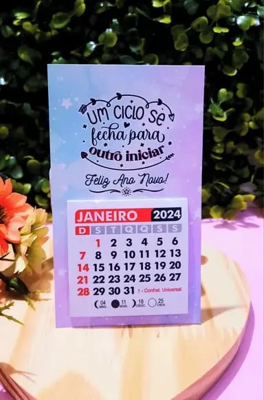 Mini Calendário com Imã- 2024