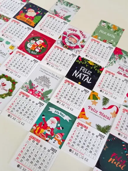 Mini Calendário com Imã- 2024