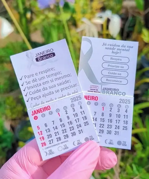 Mini Calendário com Imã- Janeiro Branco