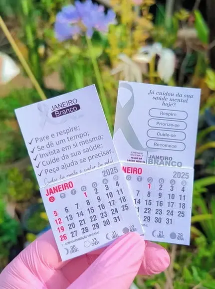 Mini Calendário com Imã- Janeiro Branco