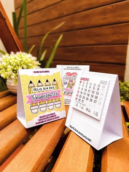 Mini Calendário de Mesa 2023+ Bombom- Dia dos Professores